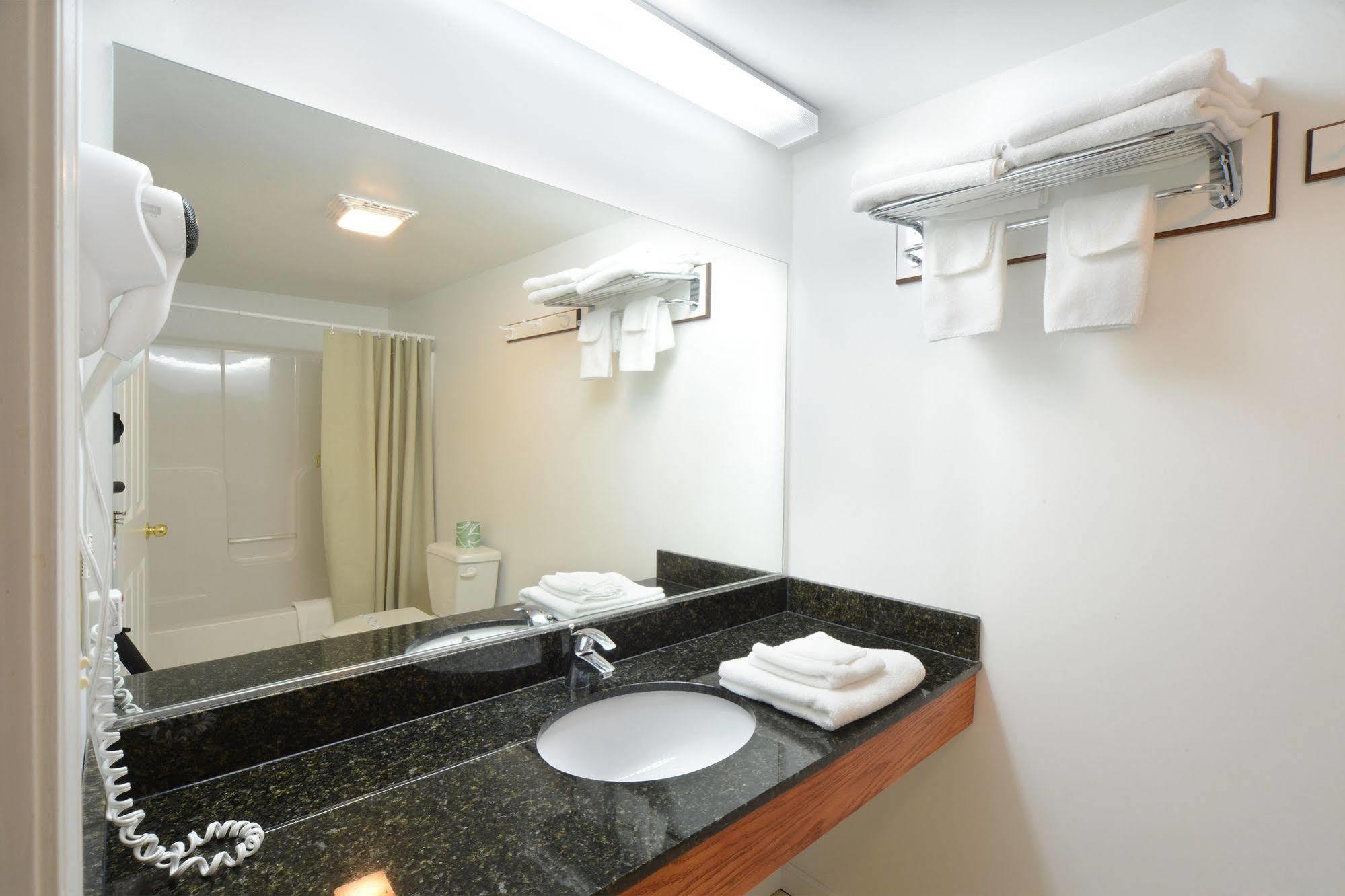 Studio Motel Of לייק ג'ורג' מראה חיצוני תמונה